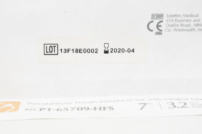 Teleflex PT-65709-HFS Arrow Percutaneous Sheath Introducer Set (x)